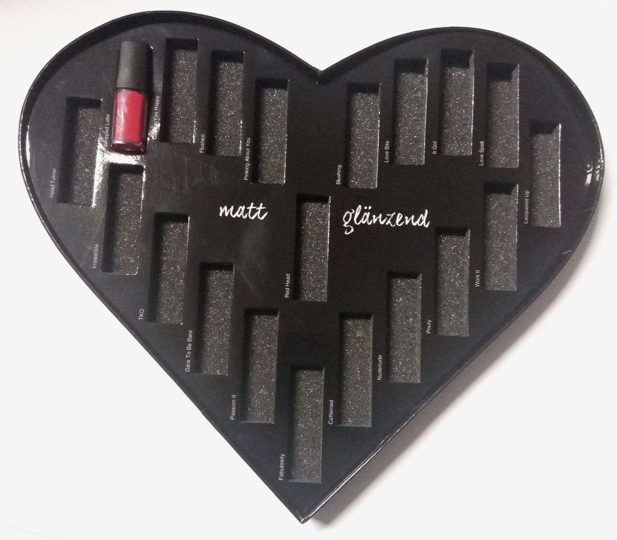 pudełko na kosmetyki, prezenter do kosmetyków w kształcie serca z wkładem piankowym wykonanie drukarnia w oficynie warszawa